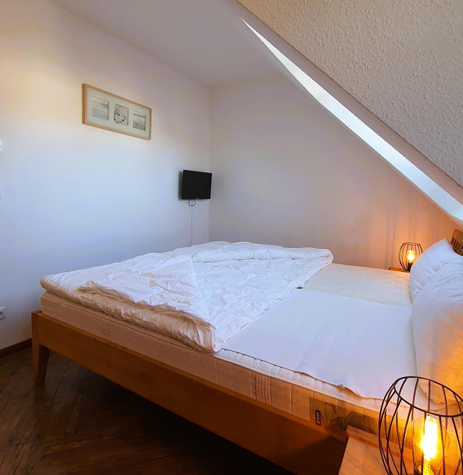 Fritz_Reuter_Str_Sonnenuhr_Wg_5 Appartement Zingst Buitenkant foto