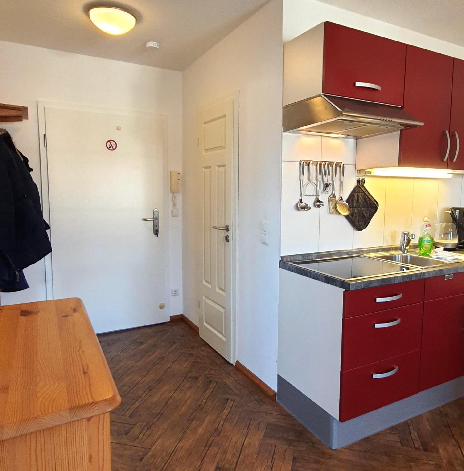 Fritz_Reuter_Str_Sonnenuhr_Wg_5 Appartement Zingst Buitenkant foto
